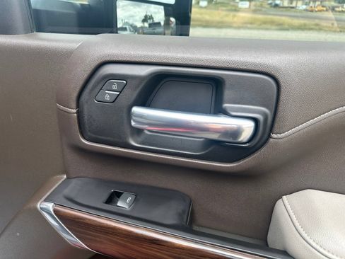 Used 2022 GMC Sierra 2500 SLT AWD/4WD image 34