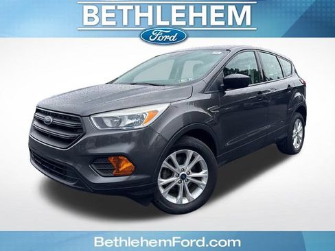 Used 2019 Ford Escape S FWD image 1