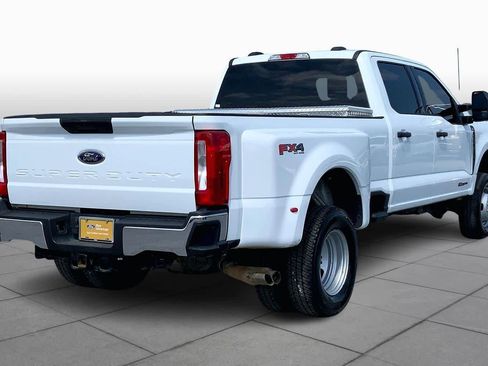 Certified 2023 Ford F350 XLT AWD/4WD image 13