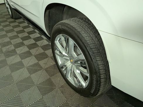 Certified 2024 Chevrolet Tahoe High Country w/ Premium Package image 14