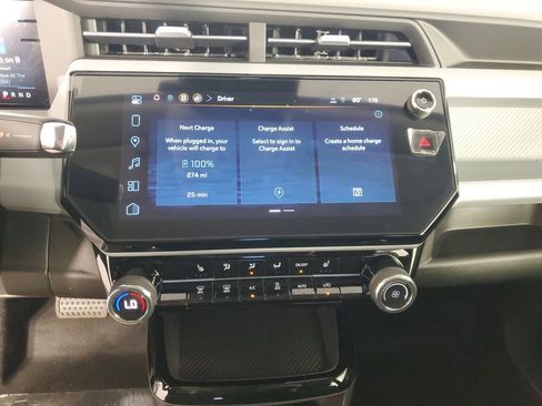 New 2027 Chevrolet Bolt LT w/ Comfort Package FWD image 16