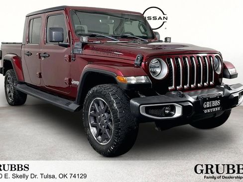 Used 2021 Jeep Gladiator Overland w/ Popular Equipment Package AWD/4WD image 1