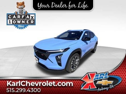 Used 2024 Chevrolet Trax RS w/ Sunroof Package FWD image 1