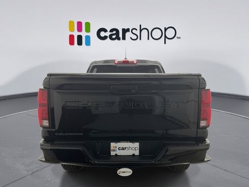 Used 2024 Chevrolet Colorado Z71 w/ Z71 Convenience Package 2 AWD/4WD image 4