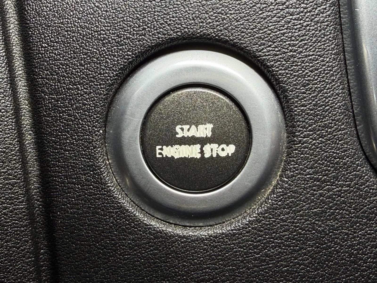 Used 2015 Land Rover LR4 HSE AWD/4WD image 39