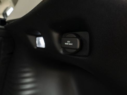 Used 2025 Honda HR-V LX image 19