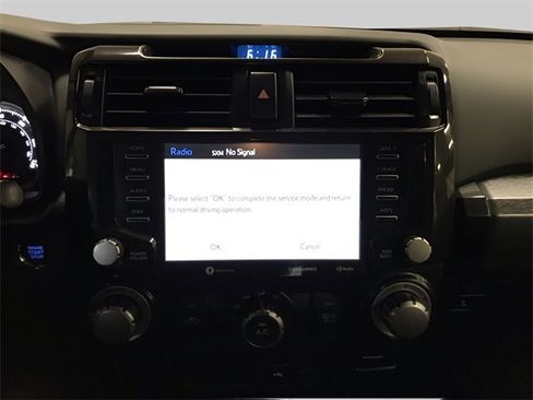 Certified 2024 Toyota 4Runner TRD Off-Road Premium image 17