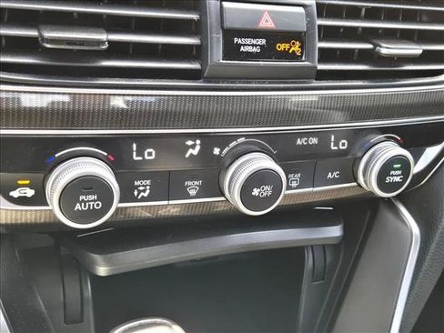 Used 2019 Honda Accord Sport image 13