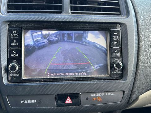 Used 2018 Mitsubishi Outlander Sport LE image 25