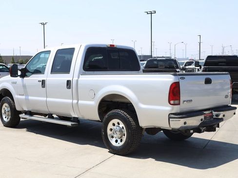 Used 2005 Ford F250 Lariat AWD/4WD image 4