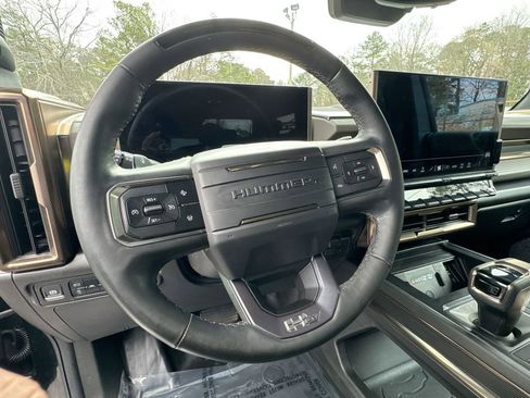 Used 2024 GMC Hummer EV 3X w/ Extreme Off-Road Package image 16