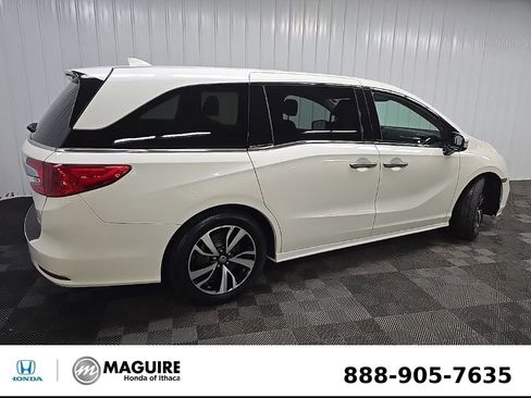 Used 2019 Honda Odyssey Elite image 3
