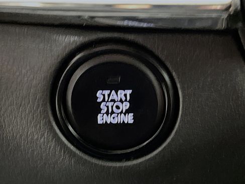 Used 2024 MAZDA CX-30 AWD 2.5 S w/ Premium Package image 23