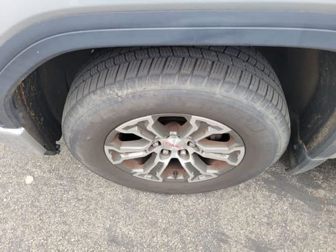 Used 2019 GMC Sierra 1500 SLT w/ SLT Convenience Package RWD image 2