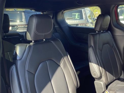 New 2026 Chrysler Voyager LX image 31