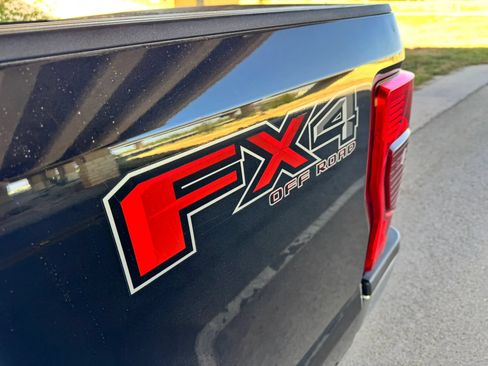 Used 2020 Ford F250 XLT w/ XLT Premium Package AWD/4WD image 23
