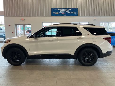 Used 2024 Ford Explorer Timberline w/ Timberline Technology Package image 8