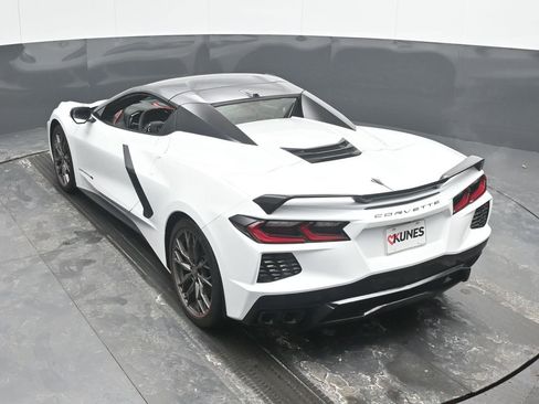 Used 2023 Chevrolet Corvette Stingray Premium Conv w/ Z51 Performance Package image 35
