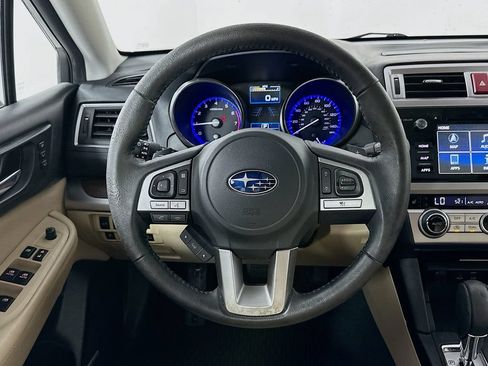 Used 2015 Subaru Outback 2.5i Limited AWD/4WD image 18