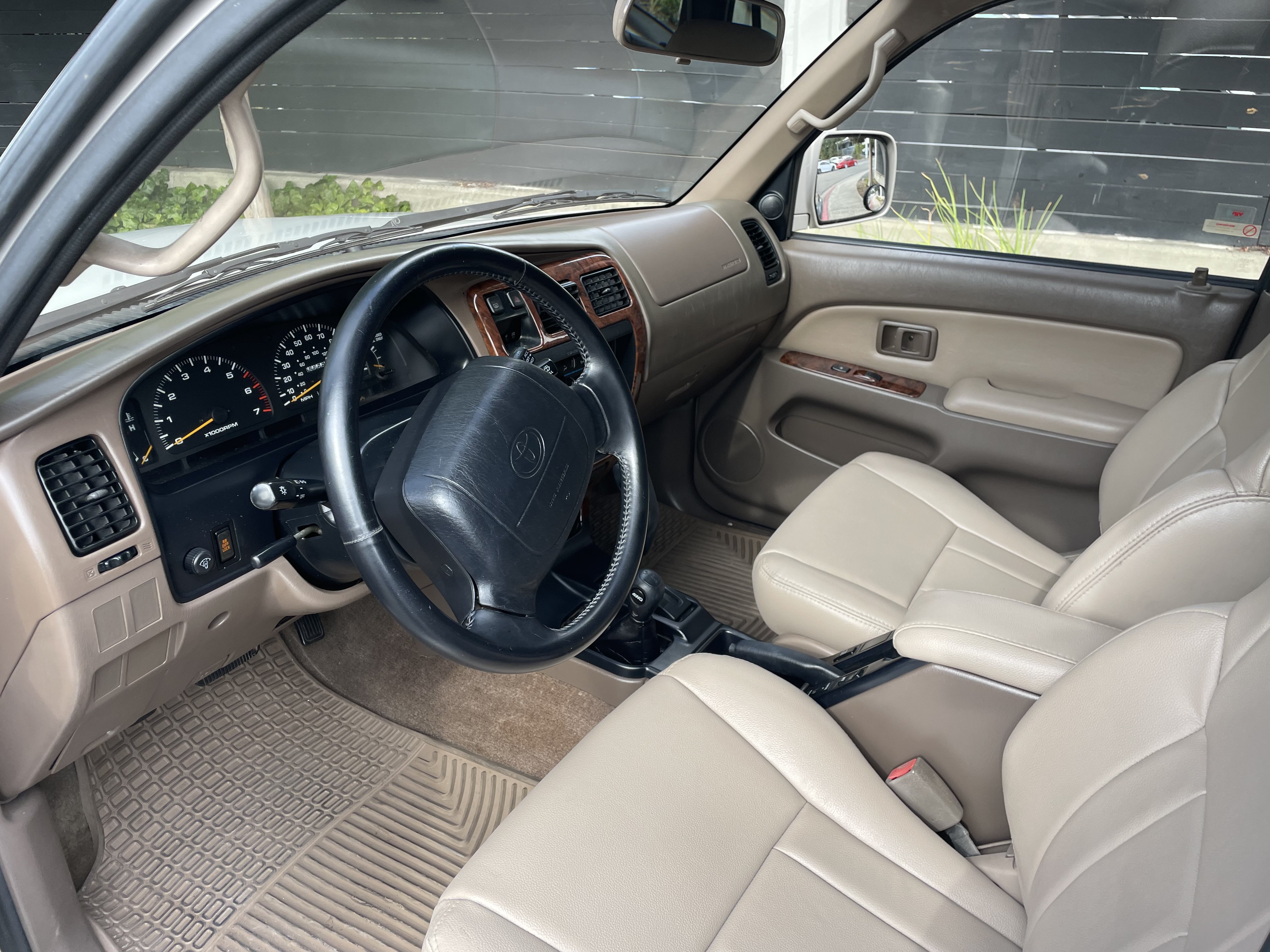 Used 1997 Toyota 4Runner Limited AWD/4WD image 11