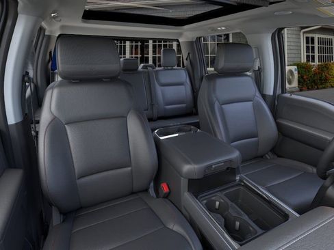 New 2025 Ford F250 Lariat w/ Lariat Ultimate Package image 32