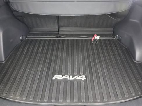 Used 2024 Toyota RAV4 XLE w/ Convenience Package AWD/4WD image 22