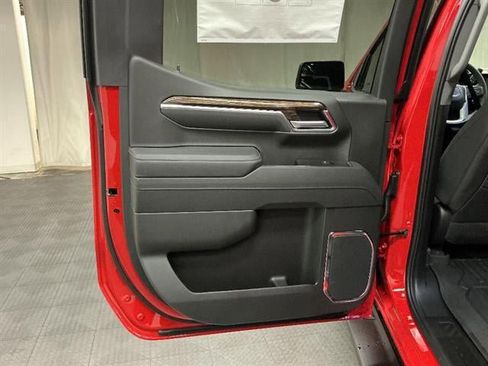 New 2026 GMC Sierra 1500 SLE AWD/4WD image 26