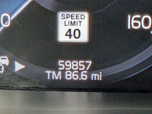 Used 2021 Volvo XC60 T8 R-Design w/ Advanced Package image 38