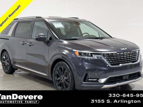Used 2024 Kia Carnival SX Prestige image 1