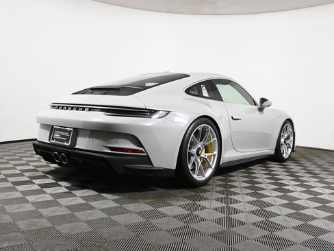 Used 2024 Porsche 911 GT3 RWD image 7