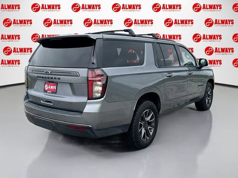 Used 2022 Chevrolet Suburban Z71 w/ Z71 Off-Road Package AWD/4WD image 5