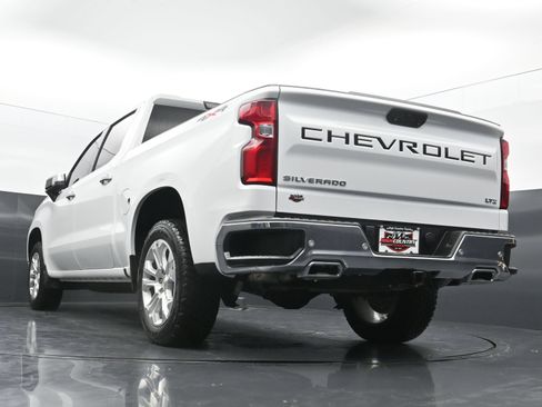 Used 2023 Chevrolet Silverado 1500 LTZ AWD/4WD image 37