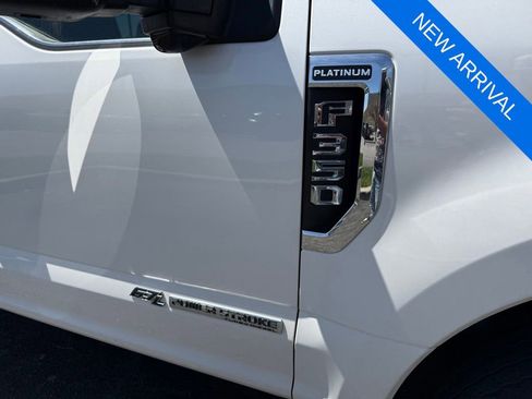 Used 2017 Ford F350 Platinum w/ Platinum Ultimate Package AWD/4WD image 7