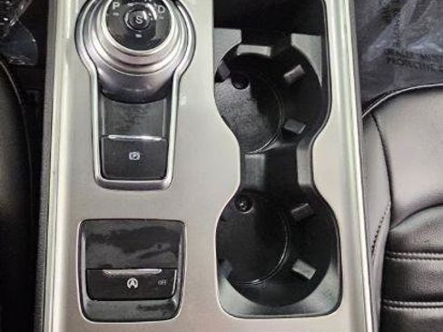Used 2024 Ford Edge SEL AWD/4WD image 20