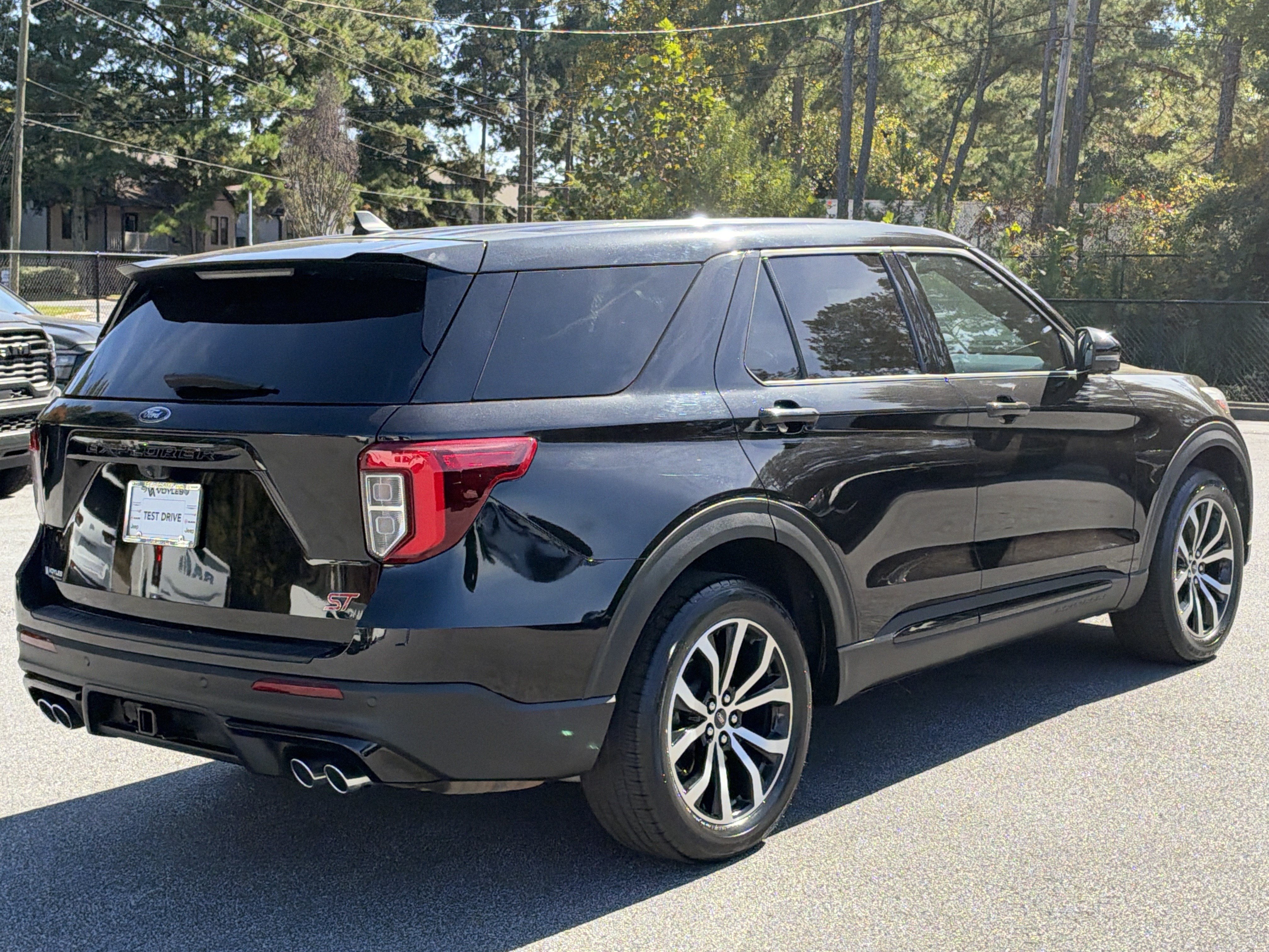 Used 2021 Ford Explorer ST w/ Equipment Group 401A AWD/4WD image 8