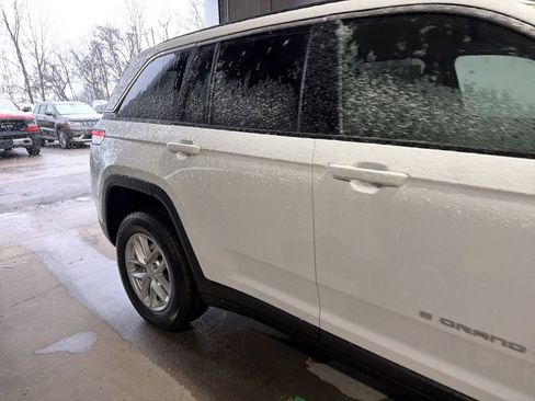 New 2026 Jeep Grand Cherokee Laredo X AWD/4WD image 3