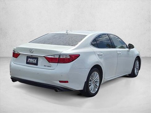 Used 2013 Lexus ES 350 w/ Luxury Pkg FWD image 5