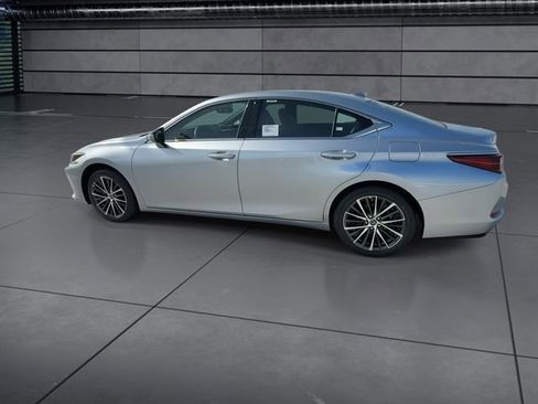 New 2025 Lexus ES 350 w/ Premium Package image 5