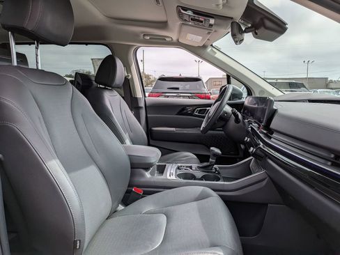 Used 2025 Kia Carnival SX Prestige FWD image 30