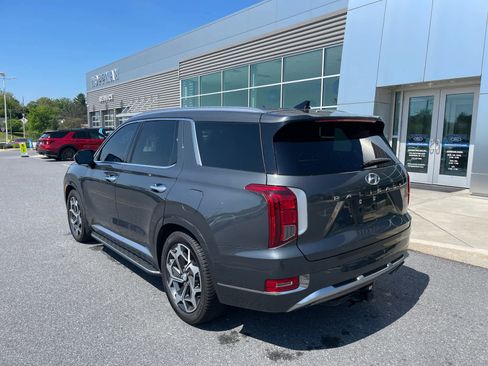 Used 2022 Hyundai Palisade Calligraphy w/ Cargo Package AWD/4WD image 3