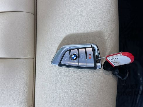 Used 2019 BMW X5 xDrive40i w/ Convenience Package image 43