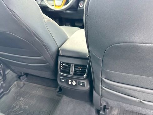 Used 2025 Subaru Outback Wilderness AWD/4WD image 18