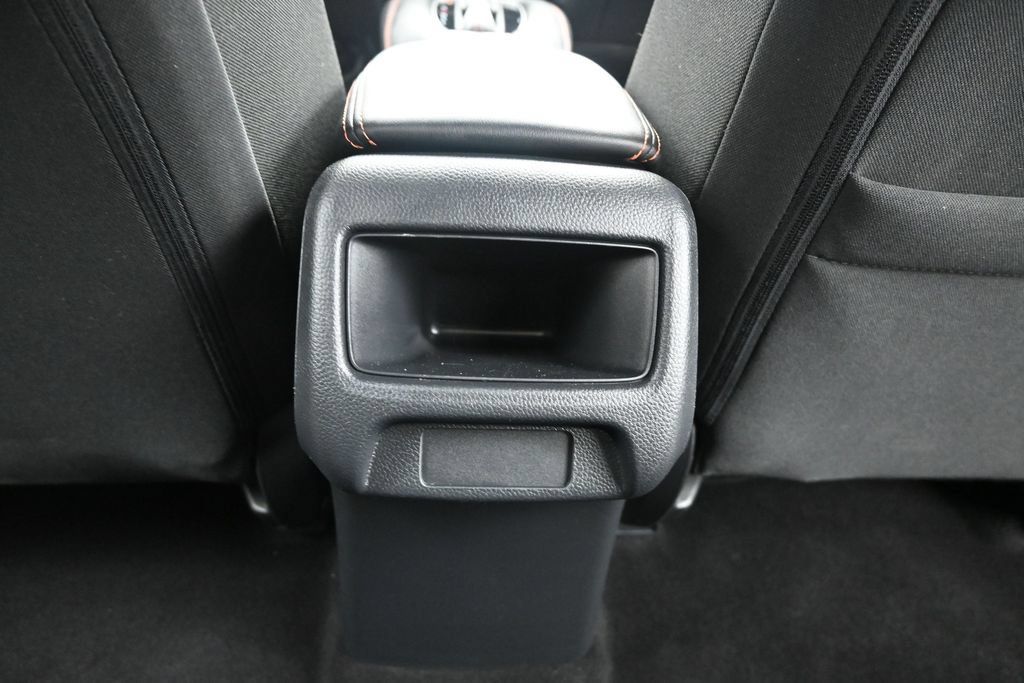 Used 2025 Honda HR-V Sport image 18