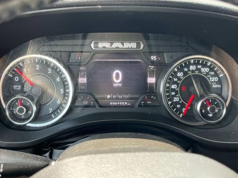 Used 2023 RAM 1500 Big Horn image 39