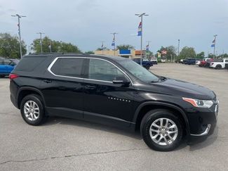 Used 2020 Chevrolet Traverse LT FWD video 2