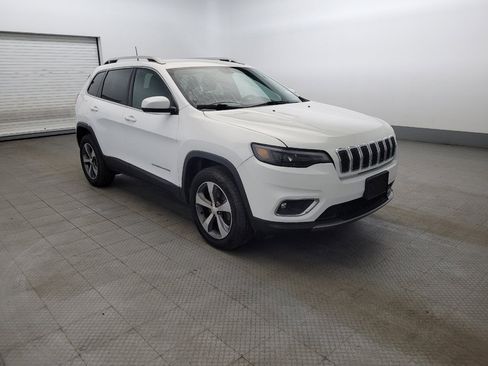 Used 2019 Jeep Cherokee Limited image 13