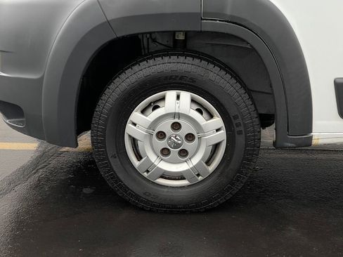 Used 2016 RAM ProMaster 2500 w/ Interior Convenience Group image 30