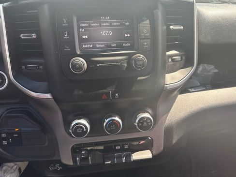 Used 2024 RAM 2500 Big Horn AWD/4WD image 4