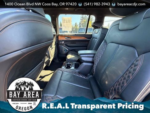 Used 2024 Jeep Grand Cherokee L Summit AWD/4WD image 17