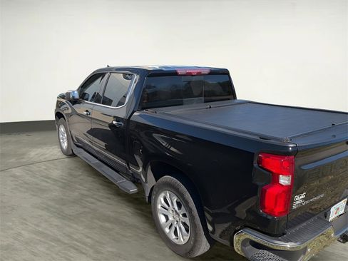 Used 2023 Chevrolet Silverado 1500 LTZ w/ Technology Package image 3